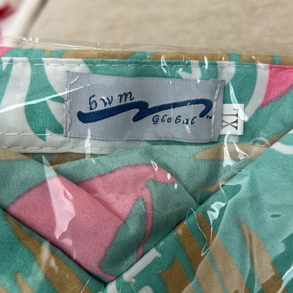 Hershey Bears Hawaiian Shirt - Picture 3 of 3